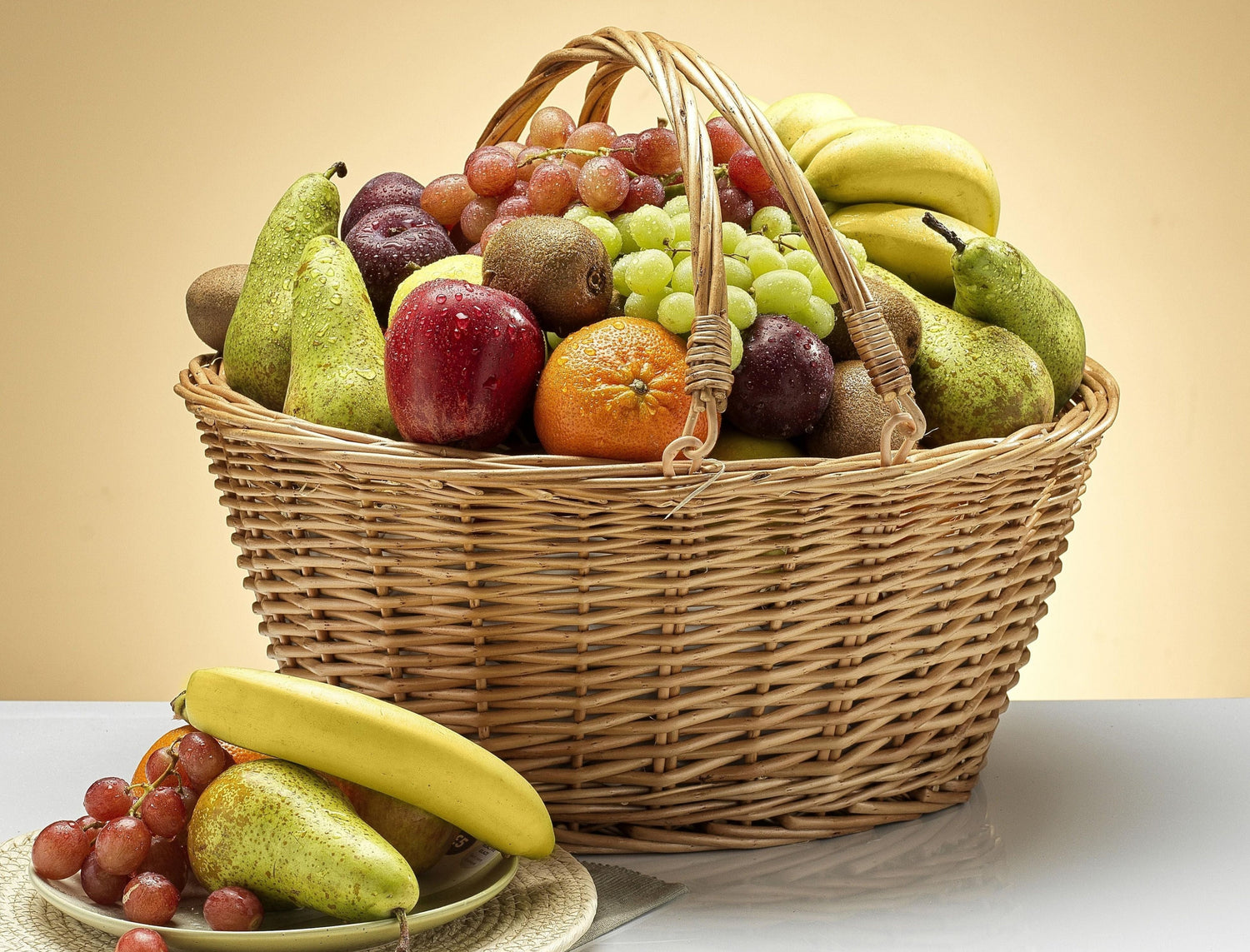 Express Fruit Gift Hamper