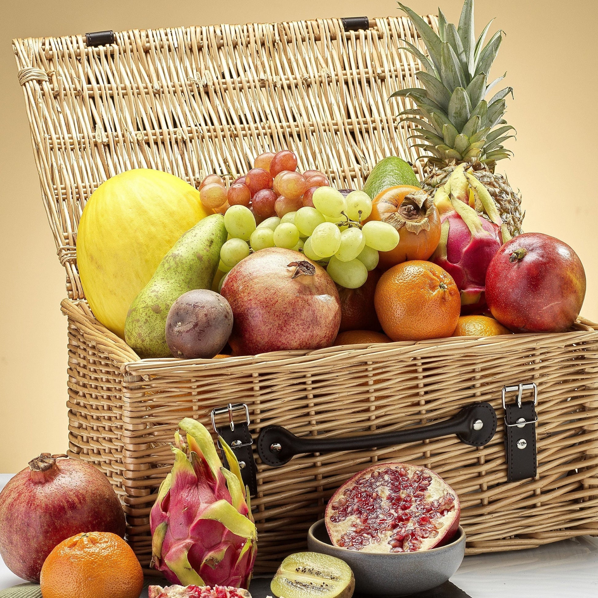 Regal Fruit Gift Hamper